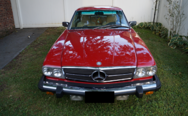 Mercedes-Benz-SL-Class-Coupe-1981-3