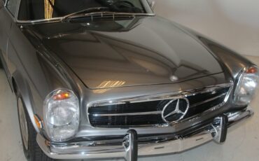 Mercedes-Benz-SL280-PAGODA-1970-6