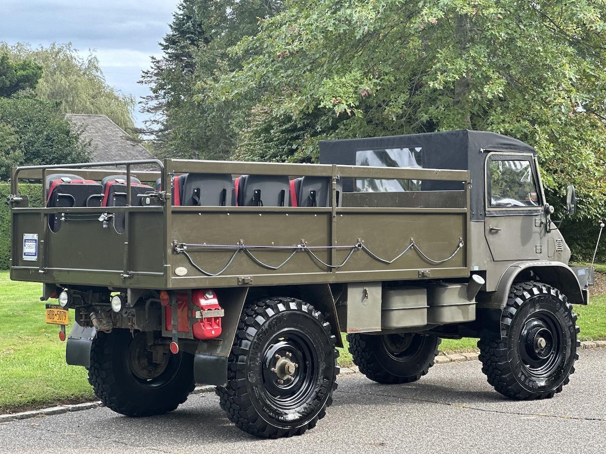 Mercedes-Benz-Unimog-SUV-1963-14