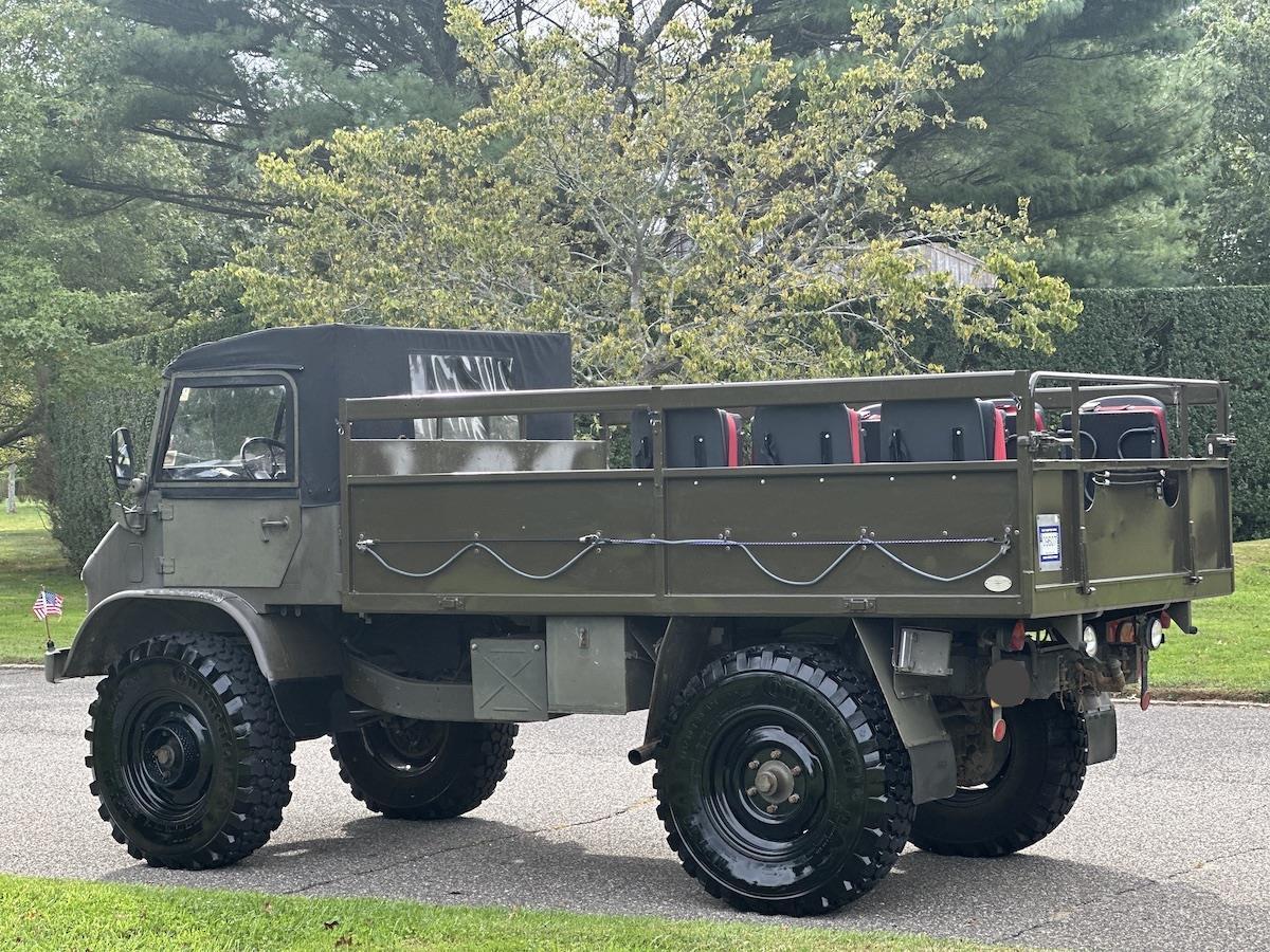 Mercedes-Benz-Unimog-SUV-1963-20