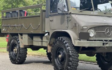 Mercedes-Benz-Unimog-SUV-1963-28