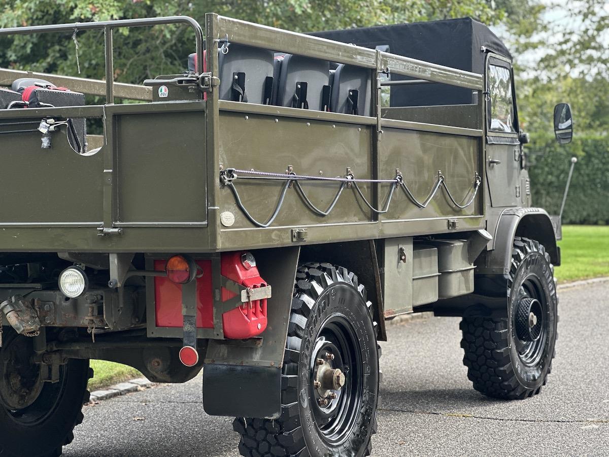 Mercedes-Benz-Unimog-SUV-1963-30