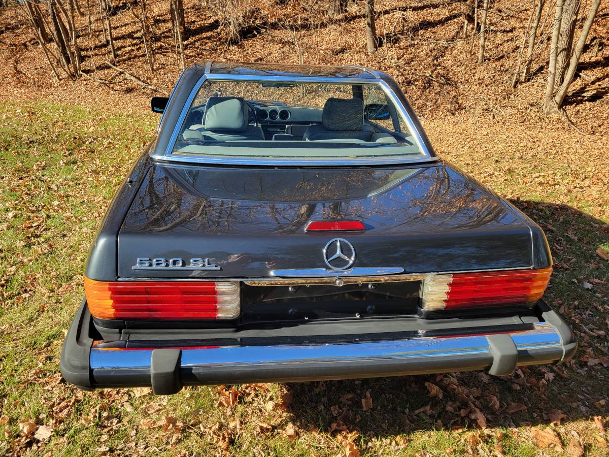 Mercedes-benz-560sl-1986-4