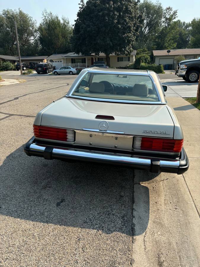 Mercedes-benz-560sl-1988-5