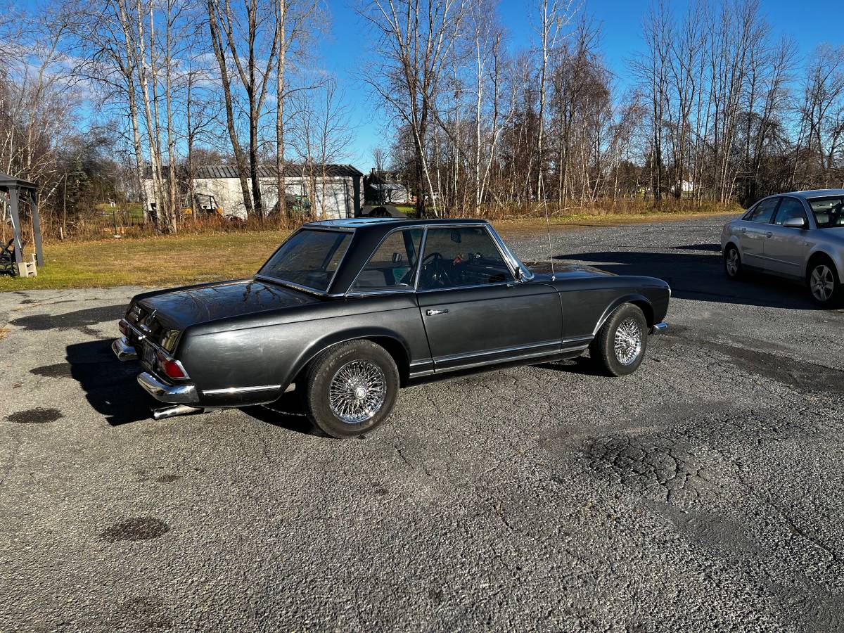 Mercedes-benz-Benz-230-sl-1965-5