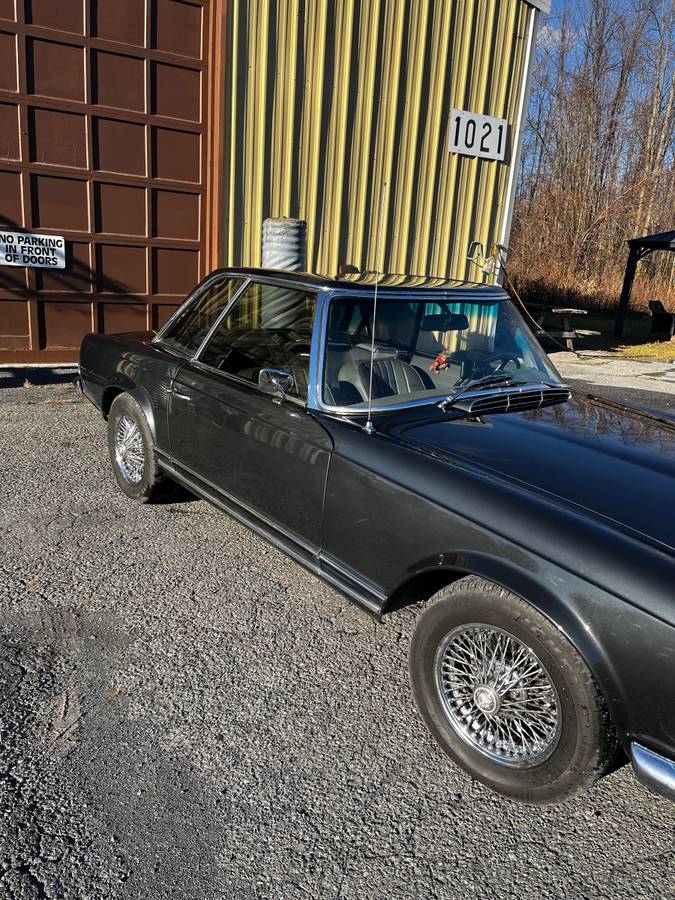 Mercedes-benz-Benz-230-sl-1965-9