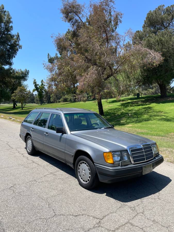 Mercedes-benz-Benz-300te-1989-5