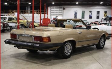 Mercedes-benz-Benz-380-sl-1981-6