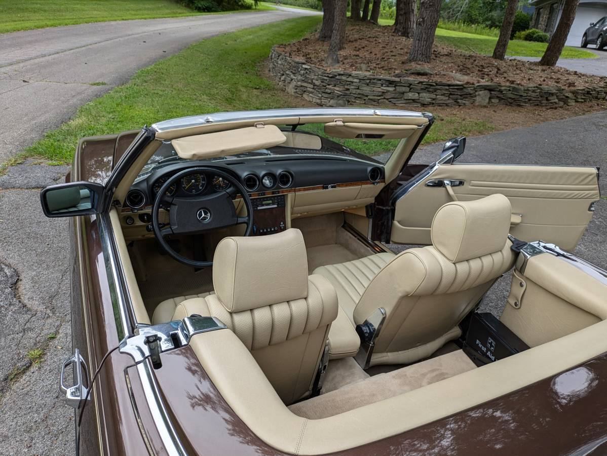 Mercedes-benz-Benz-380sl-1985-4