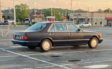 Mercedes-benz-Benz-420sel-1987-4