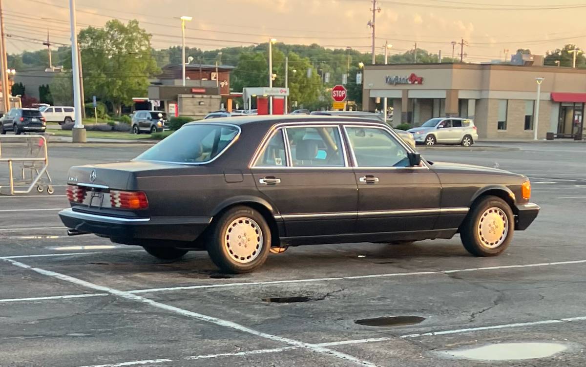 Mercedes-benz-Benz-420sel-1987-4