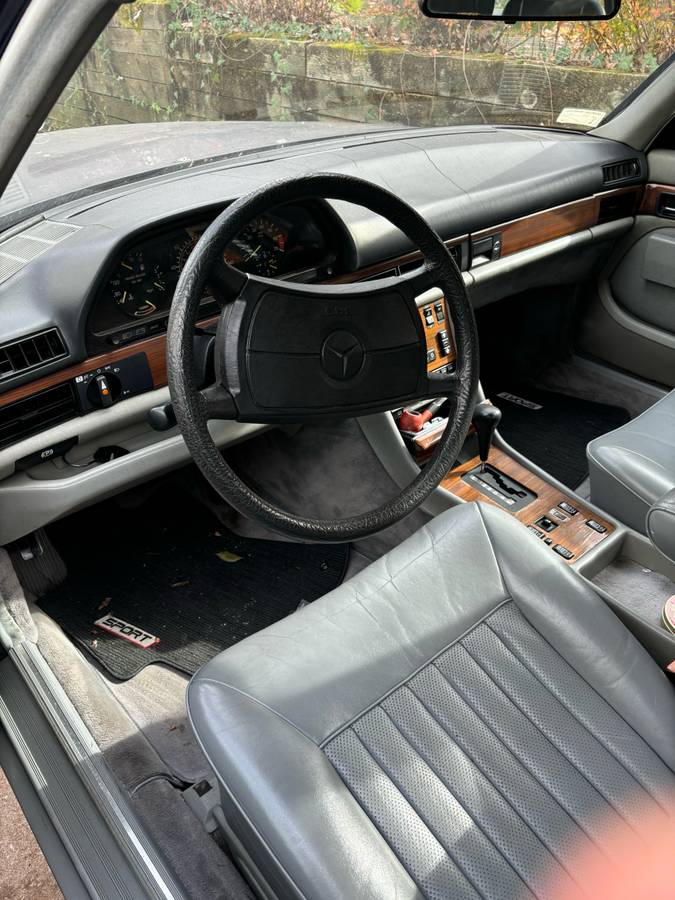 Mercedes-benz-Benz-420sel-1987-8