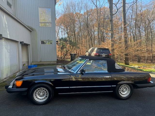 Mercedes-benz-Benz-450sl-roadster-1980