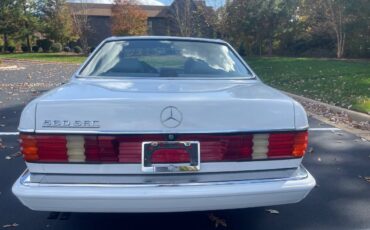 Mercedes-benz-Benz-560-sec-1989-4