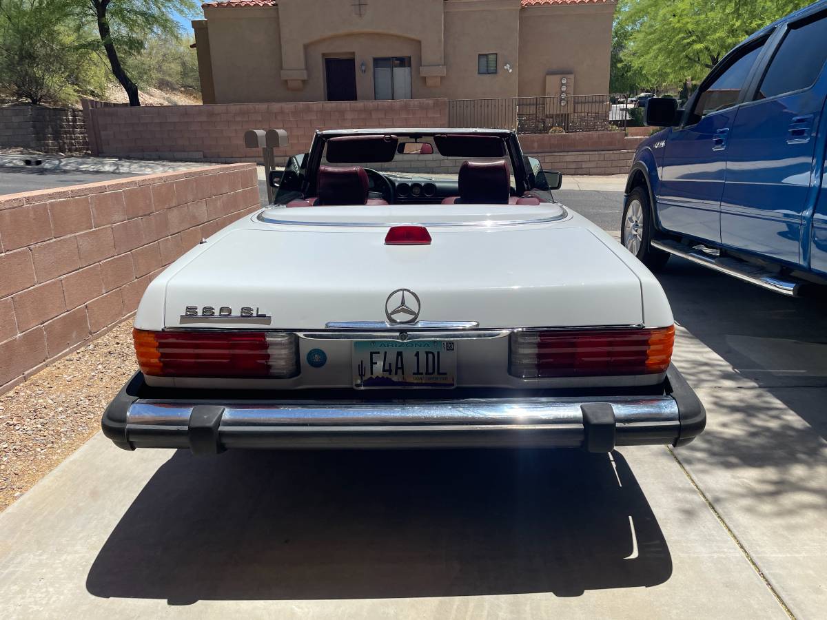 Mercedes-benz-Benz-560sl-1987-5