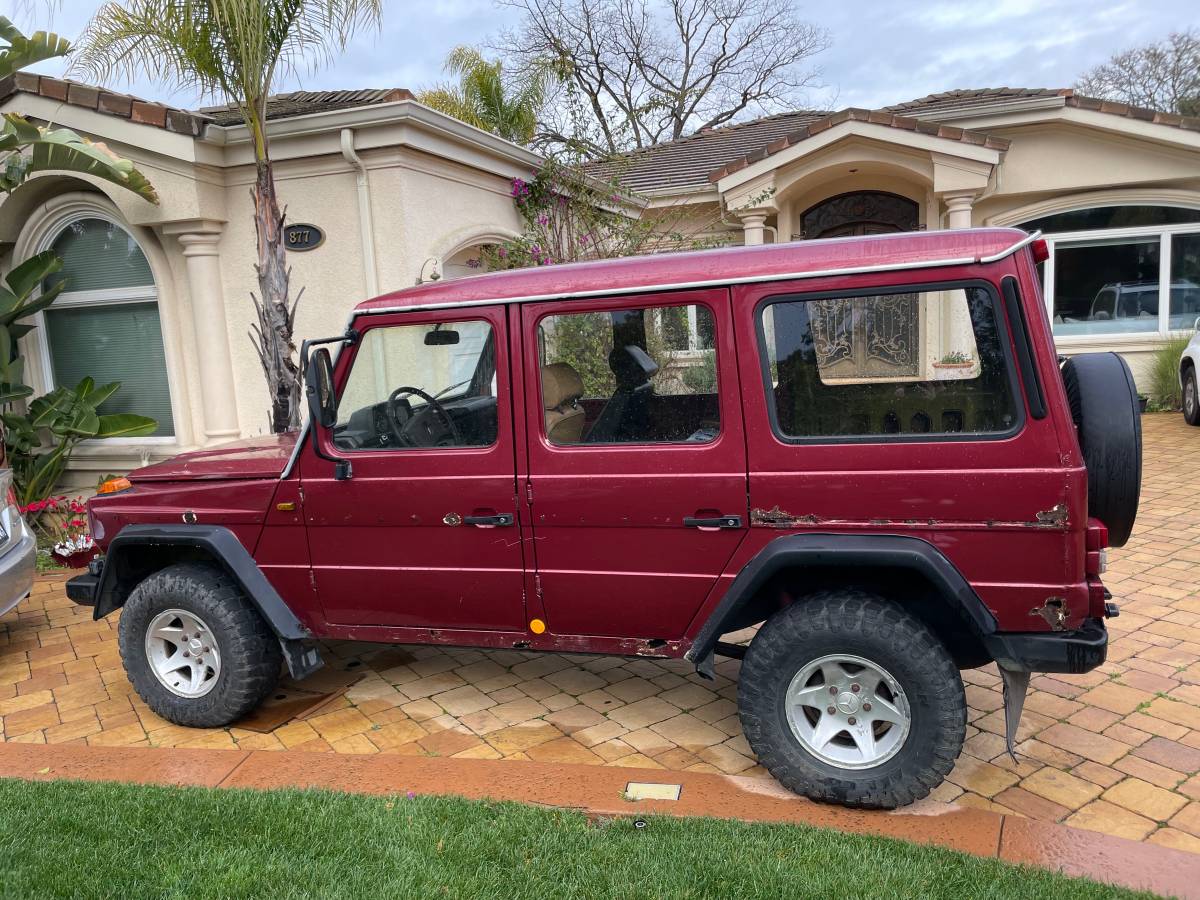 Mercedes-benz-Gelandewagen-diesel-1980-3