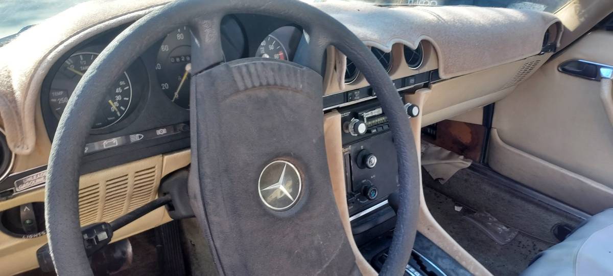 Mercedes-benz-Sl-1981-17