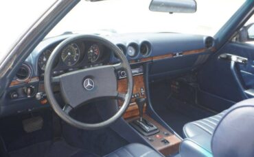 Mercedes-benz-benz-380-class-1985-15