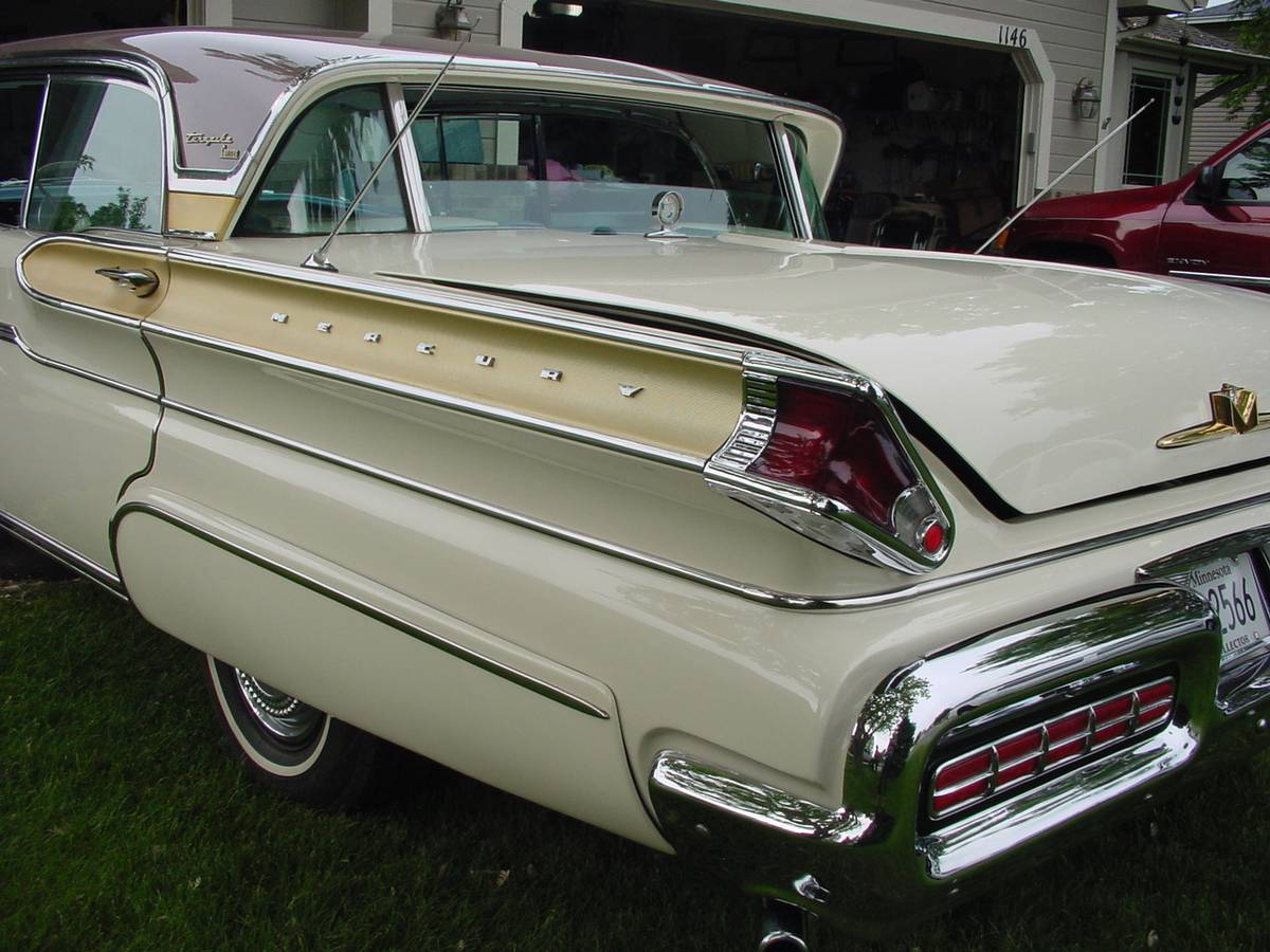 Mercury-1957-18