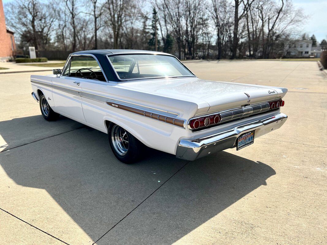 Mercury-Comet-Caliente-Coupe-1964-8