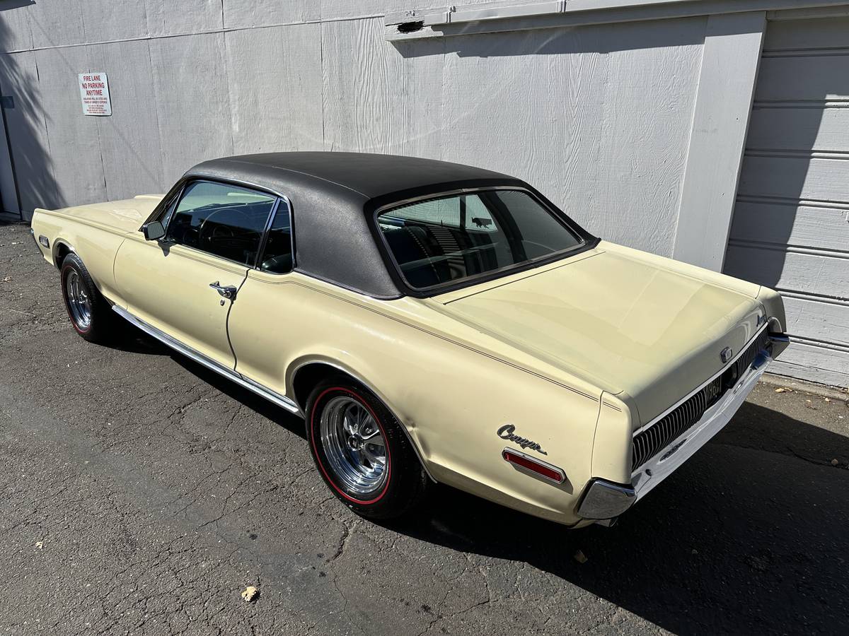 Mercury-Cougar-1968-2