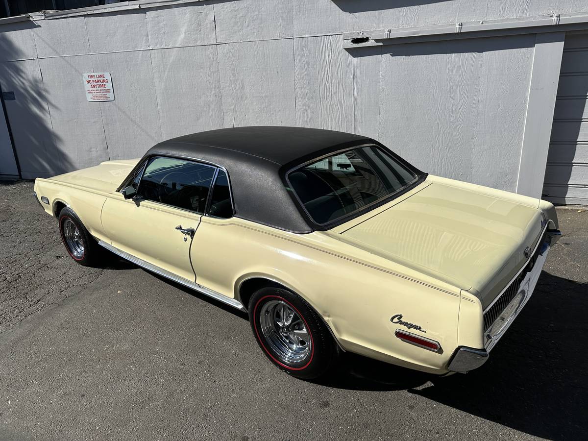 Mercury-Cougar-1968-4