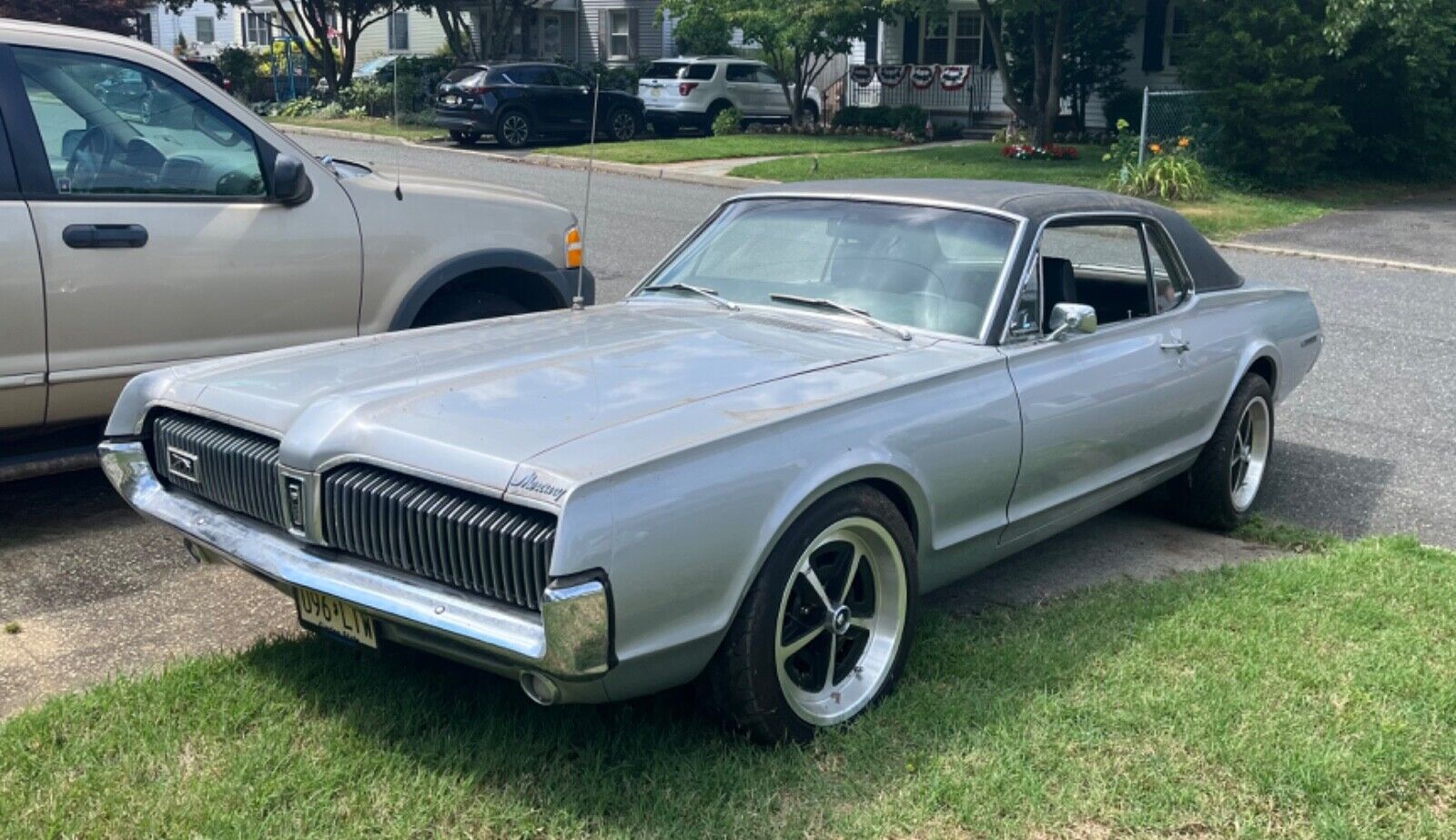 Mercury-Cougar-Coupe-1967-3