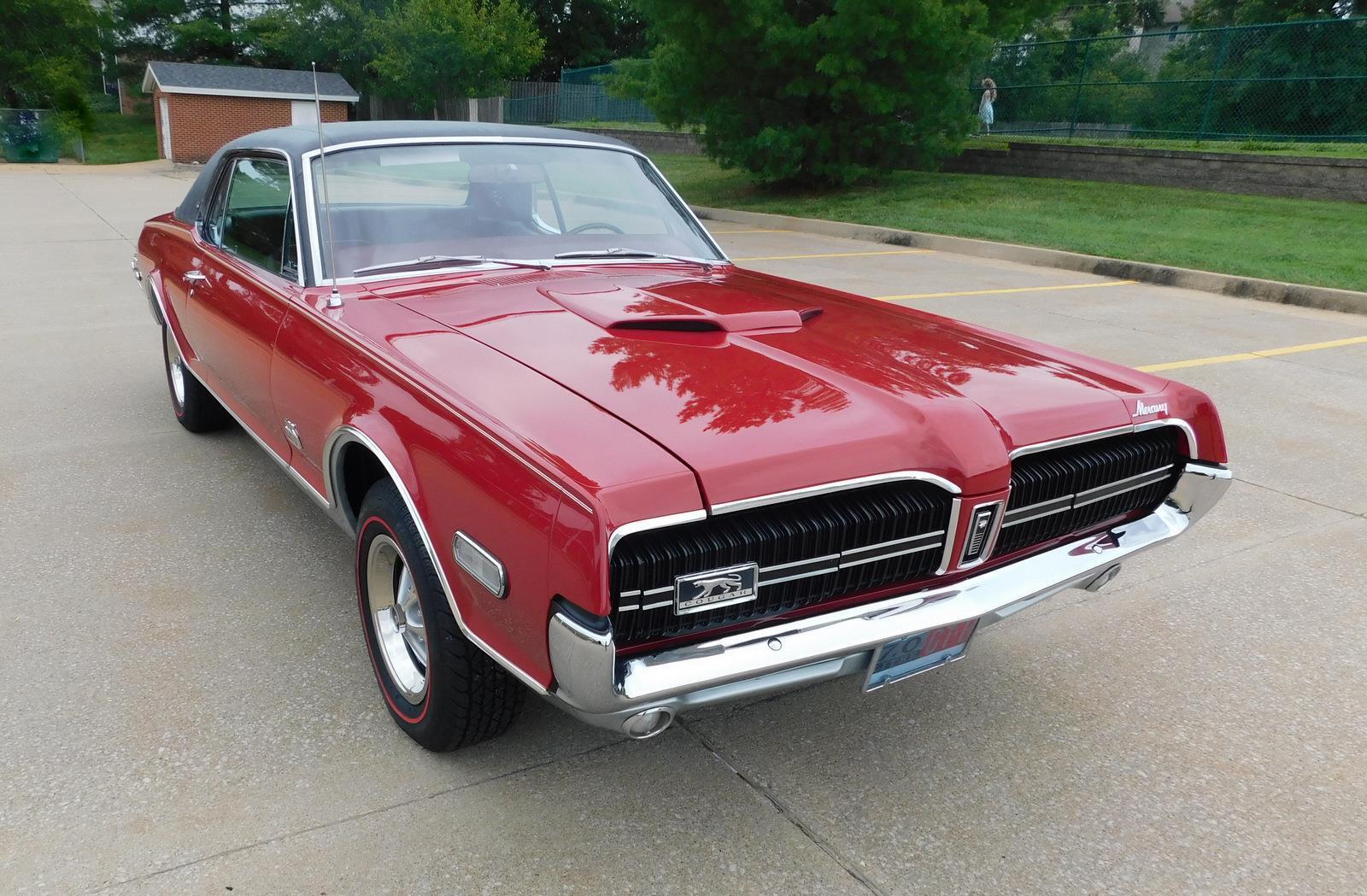 Mercury-Cougar-Coupe-1968-11