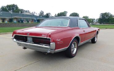 Mercury-Cougar-Coupe-1968-13