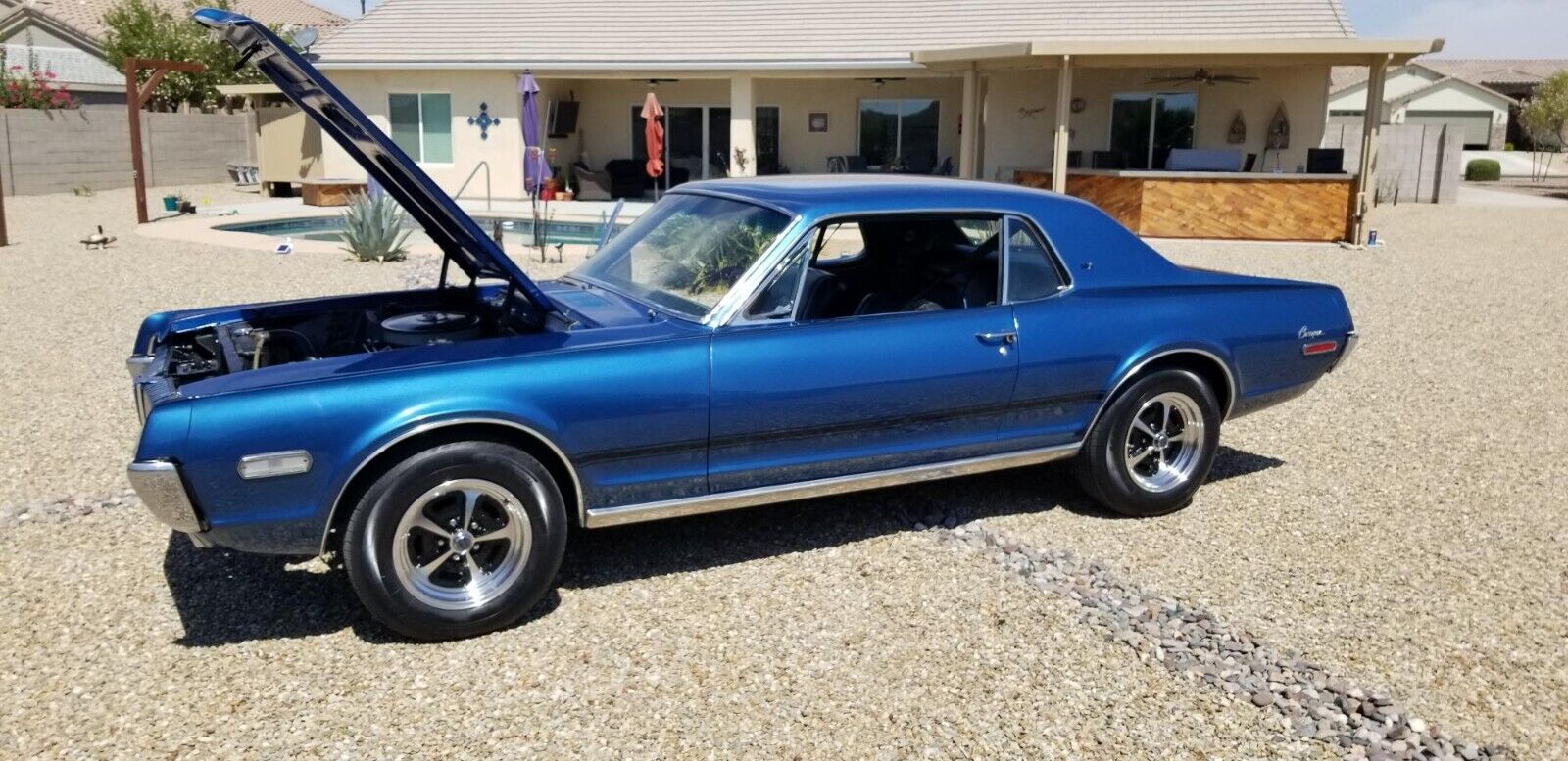 Mercury-Cougar-Coupe-1968-22