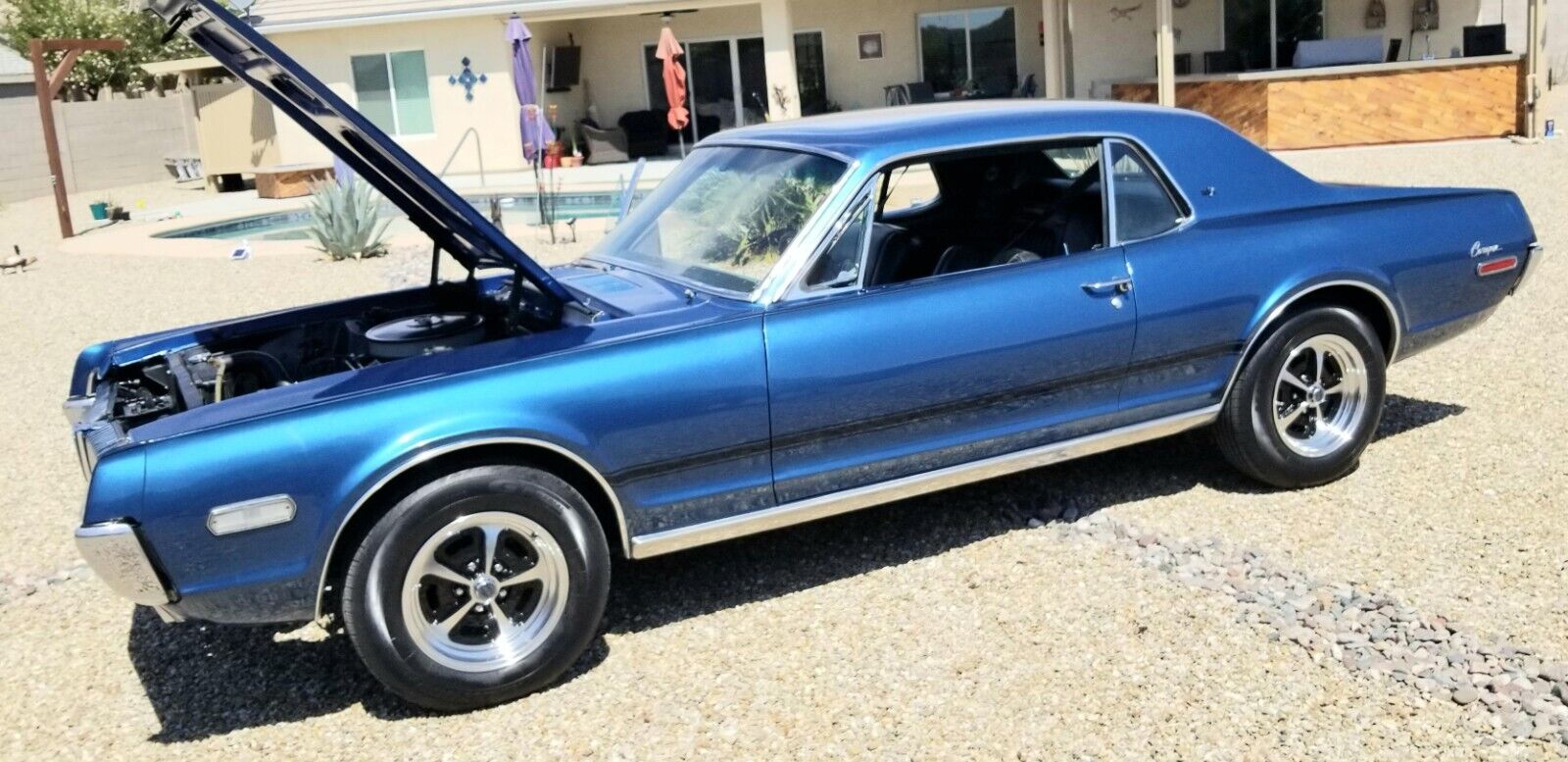 Mercury-Cougar-Coupe-1968-23