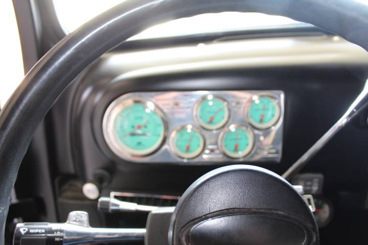 Mercury-F47-pick-up-1949-13