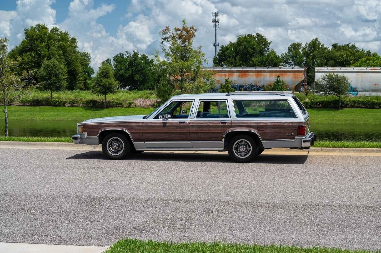 Mercury-Grand-Marquis-1987-1