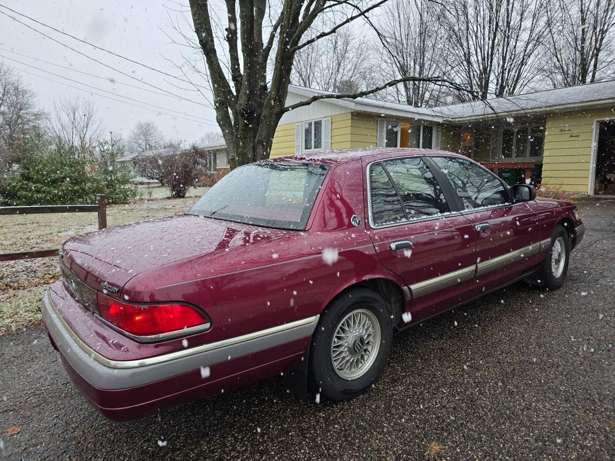 Mercury-Grand-marquis-1992-8