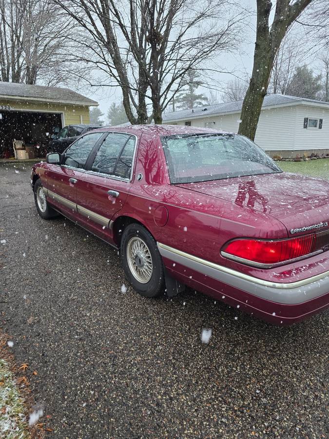 Mercury-Grand-marquis-1992