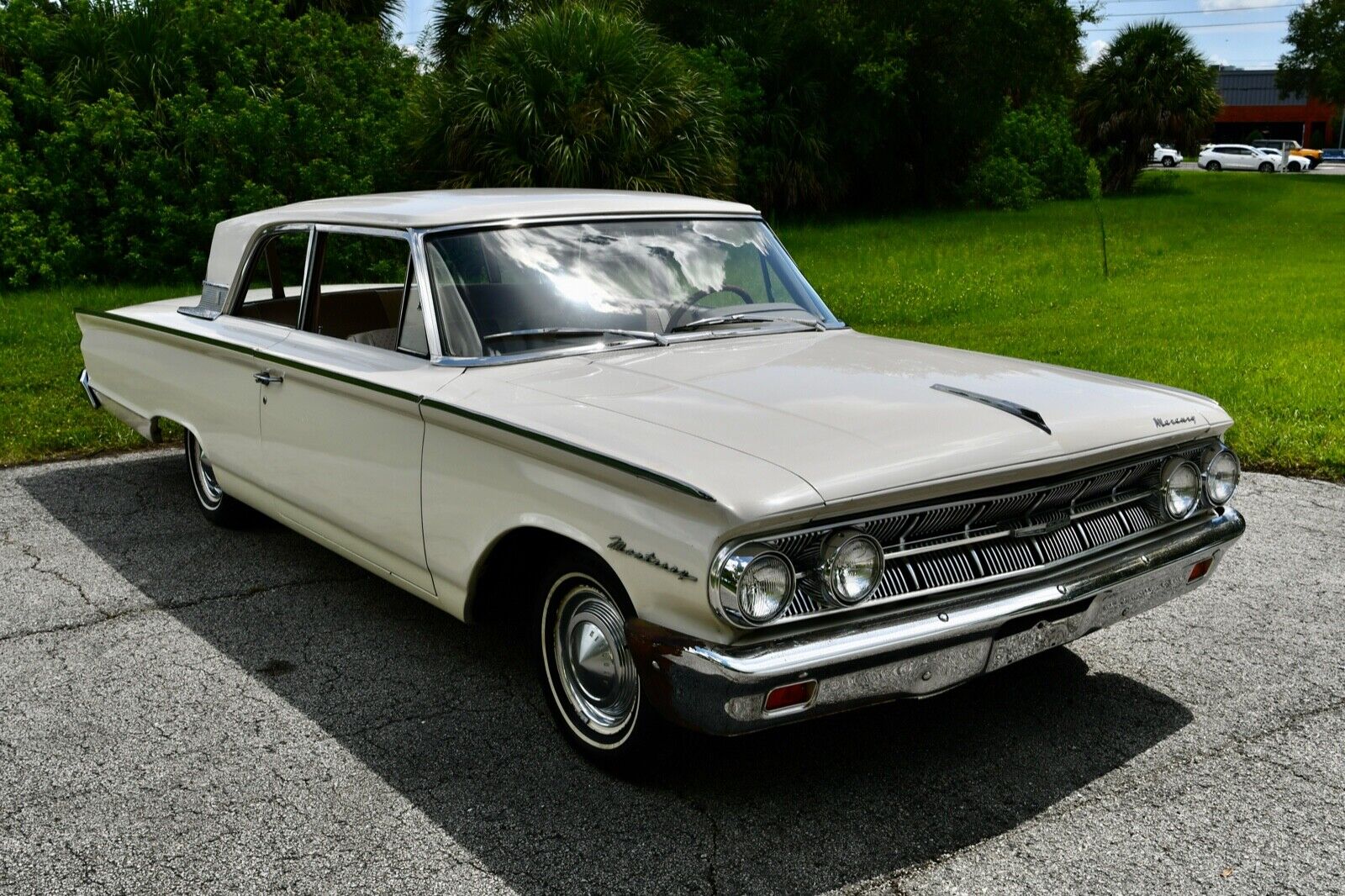 Mercury-Monterey-Berline-1963-20