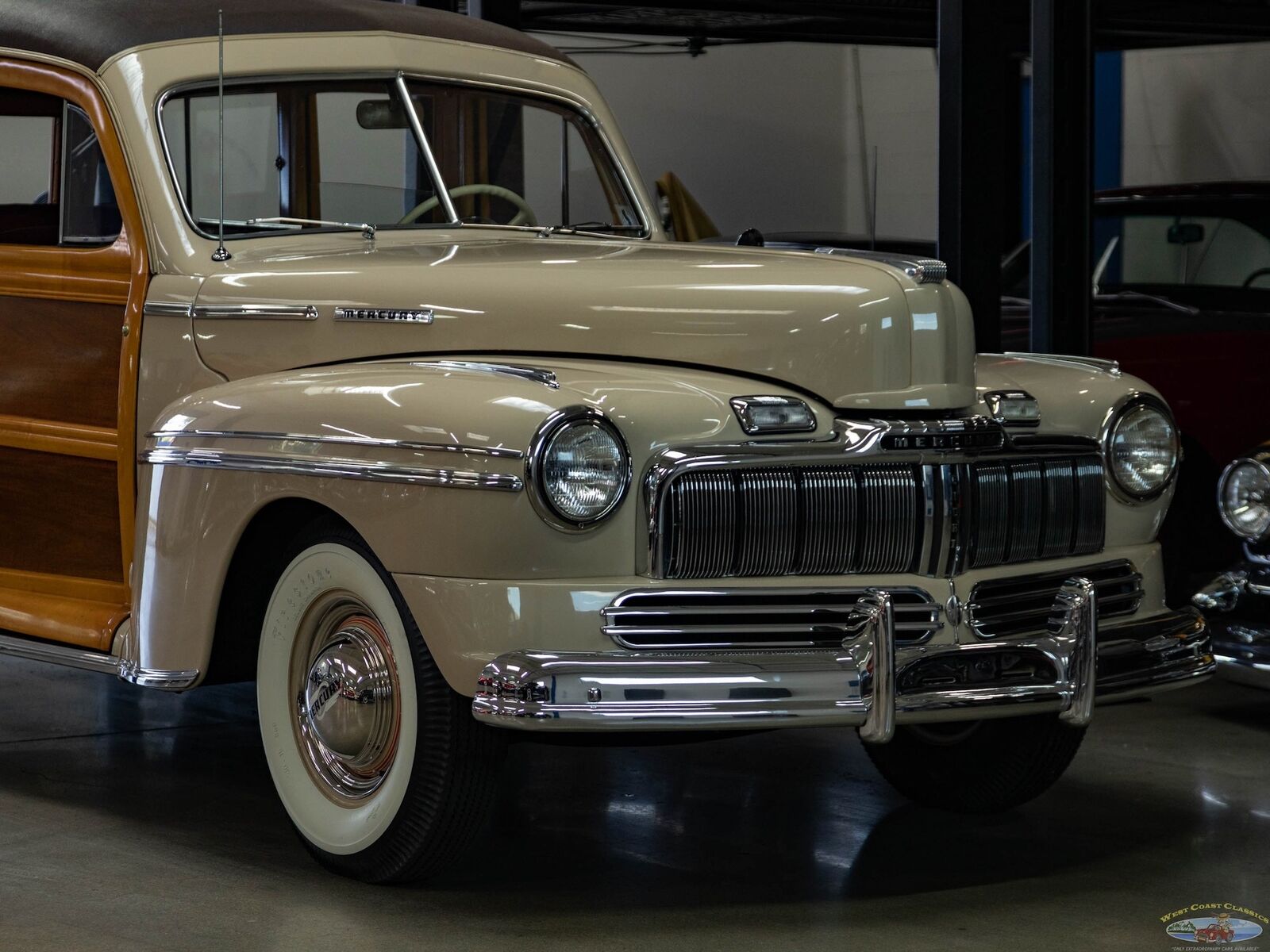 Mercury-Wagon-Break-1948-11