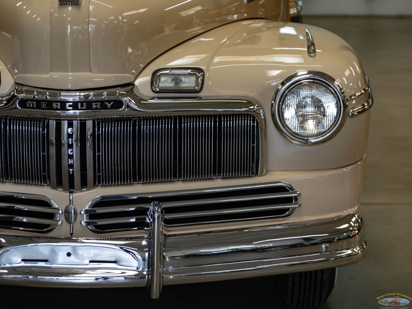 Mercury-Wagon-Break-1948-15