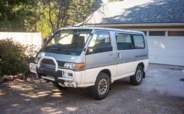 Mitsubishi-Delica-diesel-1989-2