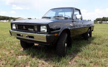 Mitsubishi-Mighty-max-4x4-diesel-1984-1