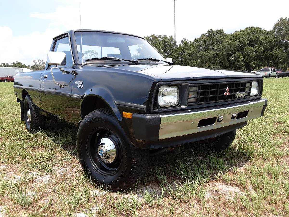 Mitsubishi-Mighty-max-4x4-diesel-1984