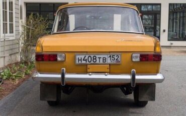 Moskvitch-408E-1974-9