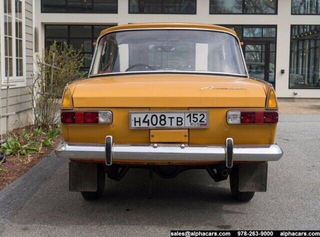 Moskvitch-408E-1974-9