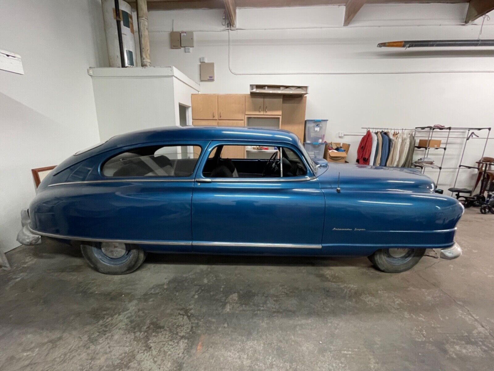 Nash-Ambassador-Super-Airflyte-Two-Door-California-Rar-Coupe-1950-5