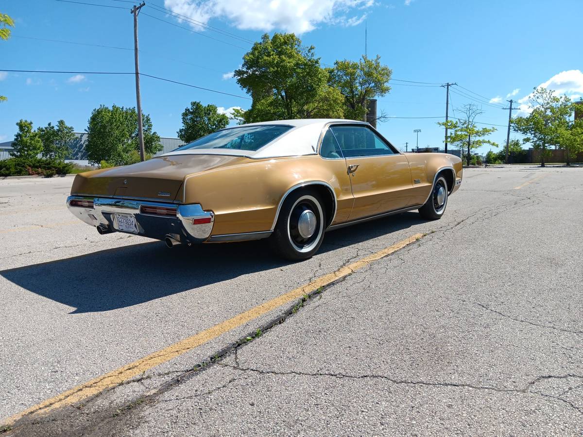 Oldsmobile-1970-2