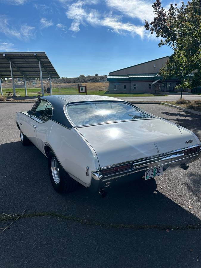 Oldsmobile-442-1968-5