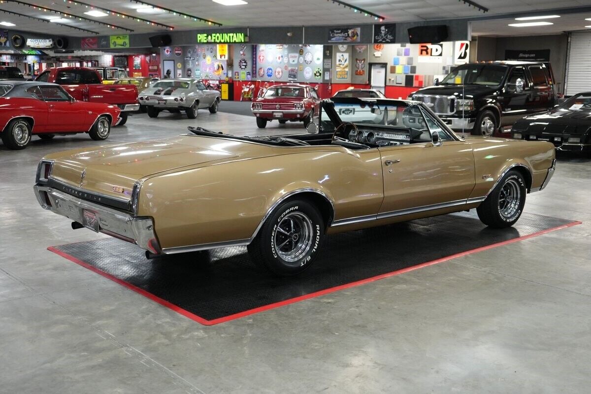 Oldsmobile-442-Cabriolet-1967-5