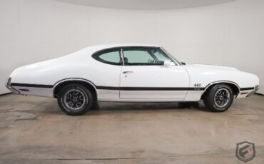 Oldsmobile-442-W-30-HOLIDAY-COUPE-1970-9