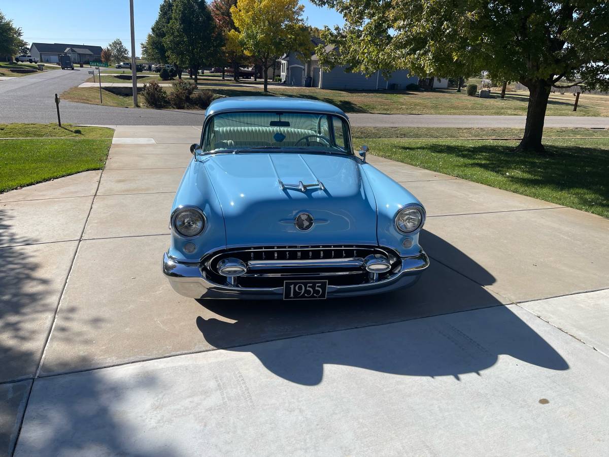 Oldsmobile-88-1955-4