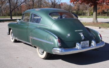 Oldsmobile-88-2-door-club-sedan-1949